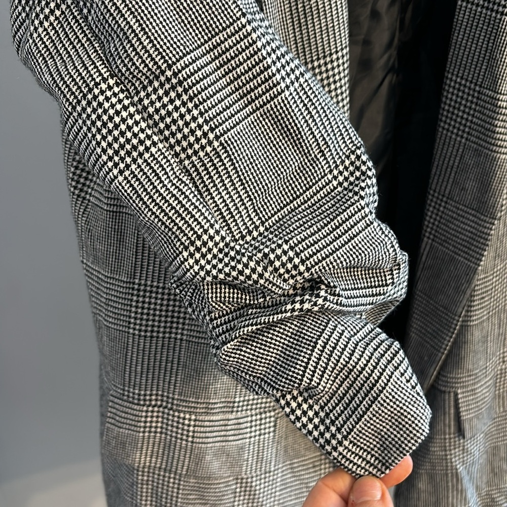 Plus Blazer - Picture 3 of 5